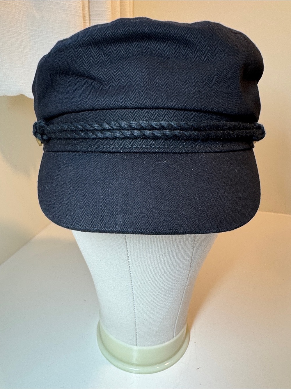 NWT Funky Junque black captains hat. OS.